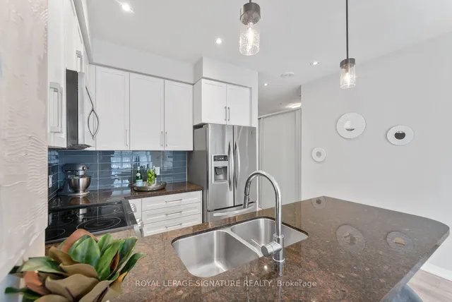 Additional image 9 of 840 Queens Plate Dr Unit 104