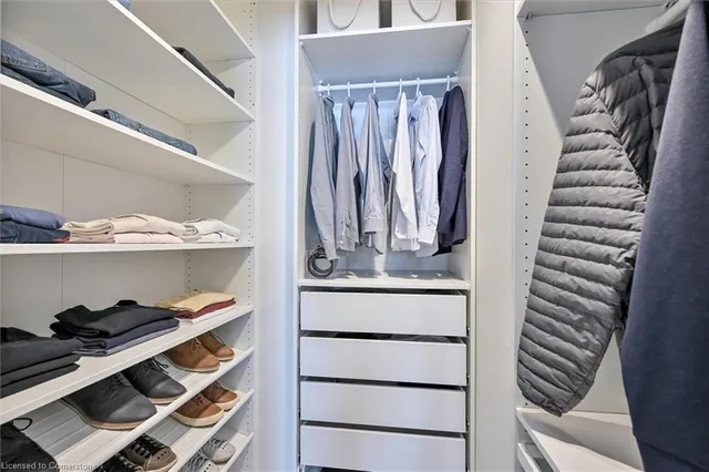 Additional image 21 of 1176 Duignan Crescent