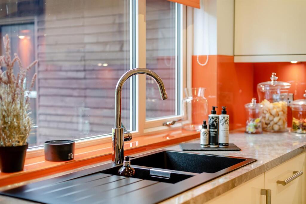 Additional image 22 of Woodland Walk, Ferndown