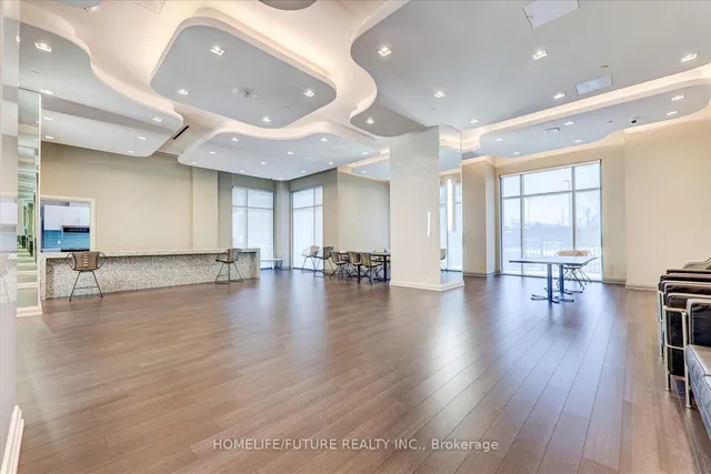 Additional image 26 of 30 Meadowglen Pl Unit 213