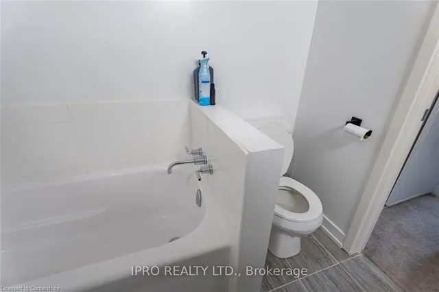 Additional image 32 of 1121 Cooke Blvd