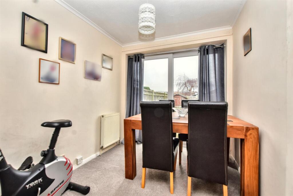 Additional image 6 of Farmlands Close, Polegate