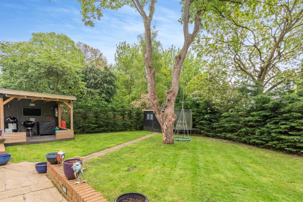 Additional image 14 of Farm Crescent, Napsbury Park, St. Albans, Hertfordshire