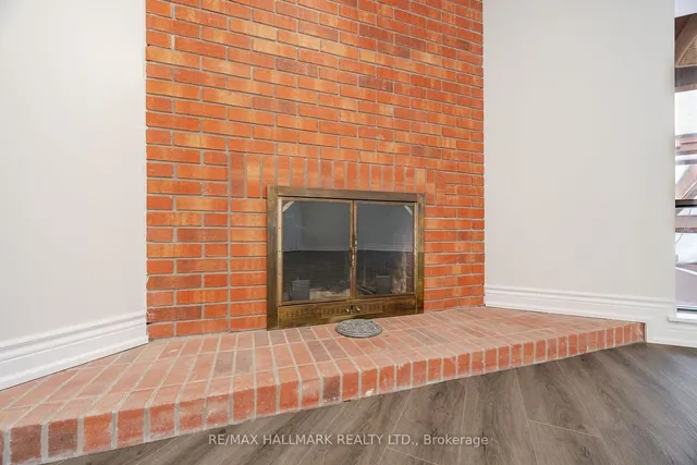 Additional image 22 of 31 Walmer Rd Unit 8