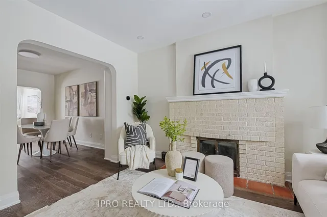 Additional image 3 of 20 THORNHILL Ave