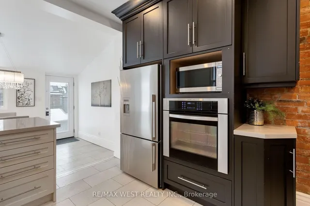 Additional image 16 of 303 Crawford St