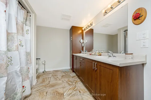 Additional image 19 of 1440 Main St Unit 109