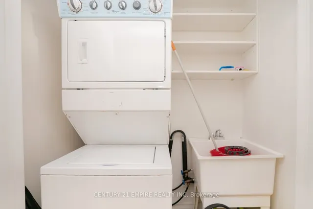 Additional image 33 of 7 Berringer Grve