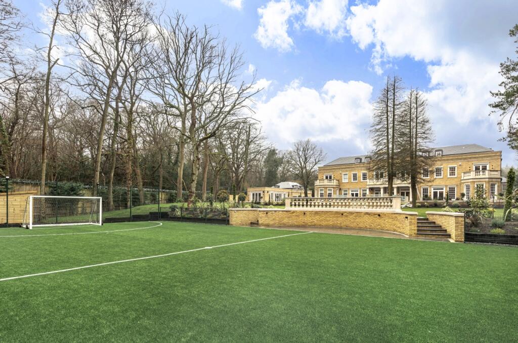 Additional image 21 of Holwood Park Avenue, Keston Park, Locksbottom