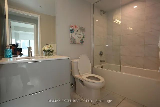 Additional image 20 of 15 Queens Quay Unit 2705