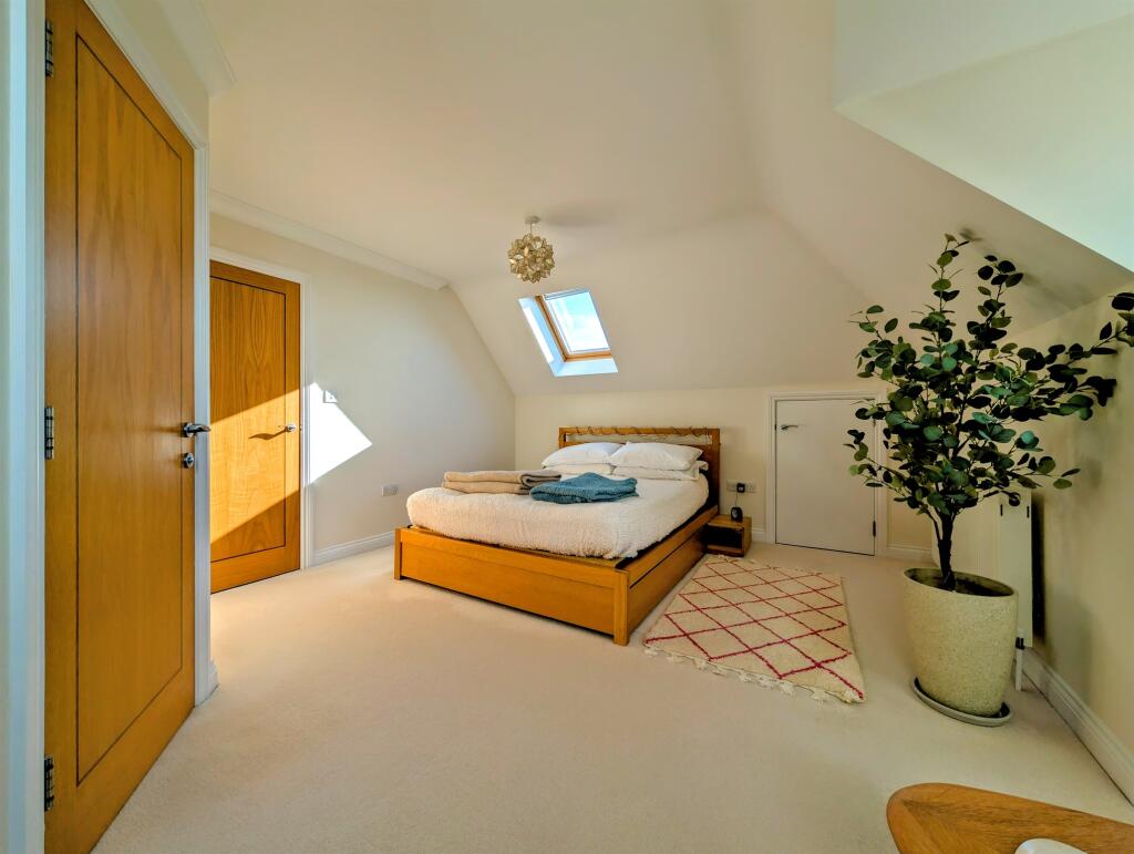 Additional image 13 of Wallace Avenue, Worthing