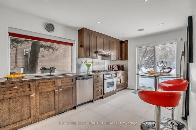 Additional image 12 of 83 Valentine Dr