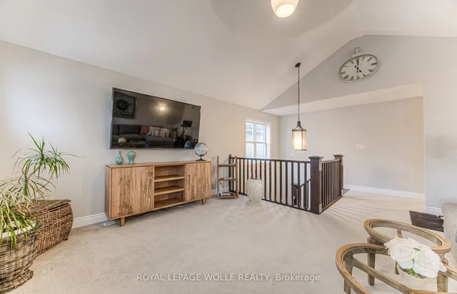 Additional image 23 of 42 William Lewis St