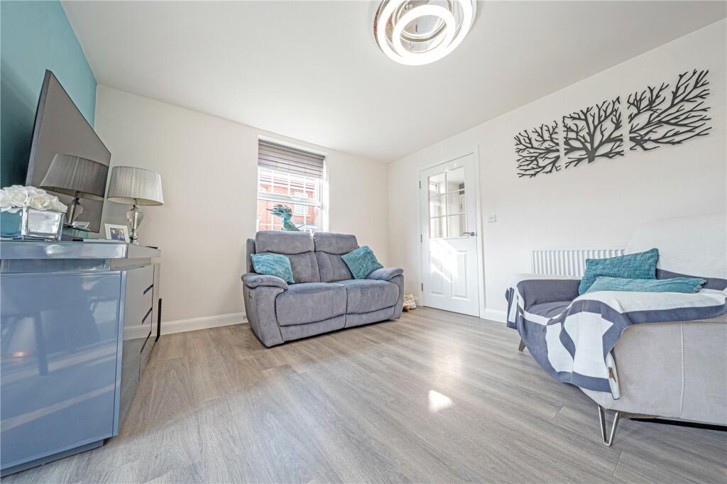 Additional image 5 of Collins Grove, Tamworth, Staffordshire, B78