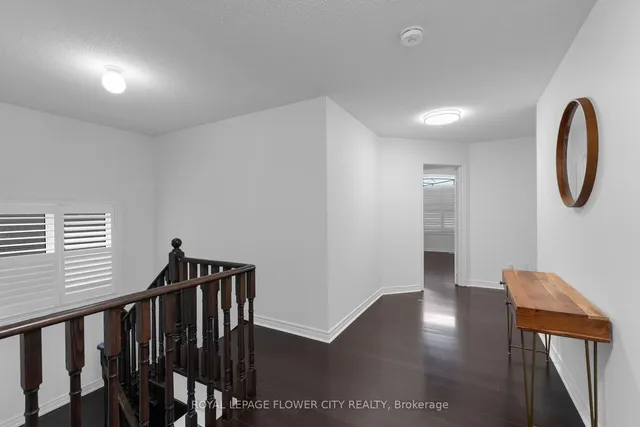 Additional image 30 of 28 DRUMMONDVILLE Dr