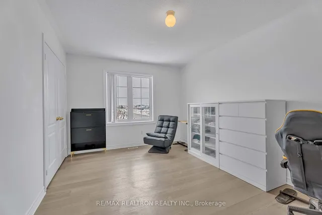 Additional image 33 of 12 Edgevalley Crt