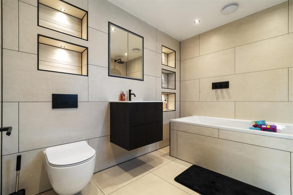 Additional image 35 of The Grove, Hampton-In-Arden, Solihull