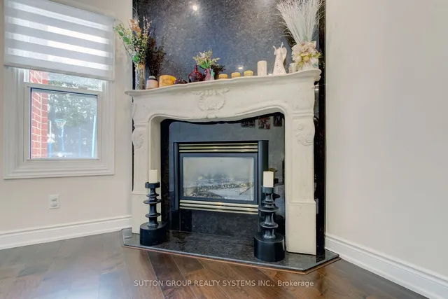 Additional image 18 of 6 Egret Crt