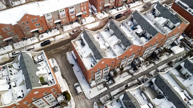 Additional image 36 of 76 Munro St Unit 4