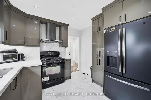 Additional image 16 of 40 Tealham Dr