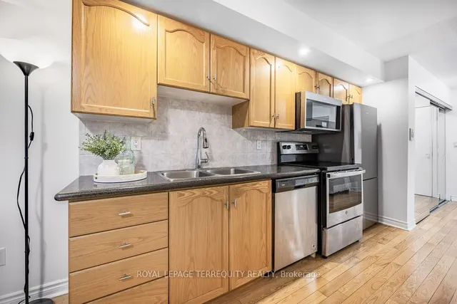 Additional image 12 of 270 Wellington St Unit 622