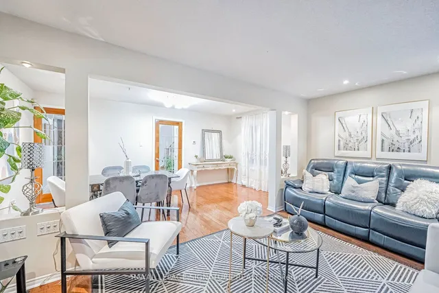 Additional image 15 of 554 Galaxy Crt