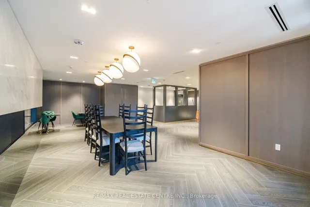 Additional image 32 of 395 Dundas St Unit 212