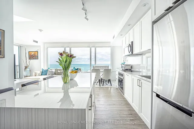 Additional image 3 of 1926 Lake Shore Blvd Unit 3606