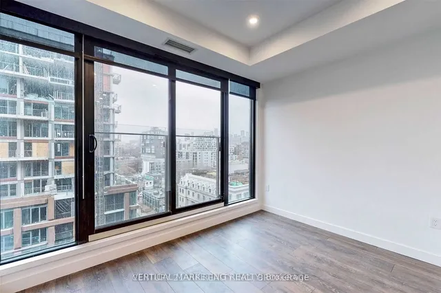 Additional image 3 of 505 Richmond St Unit 815