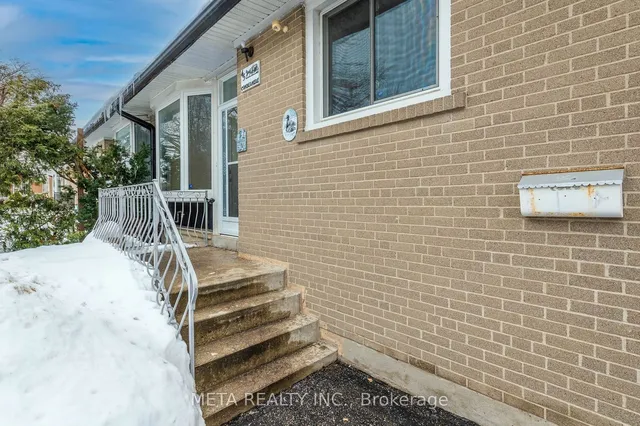 45 Combermere Dr