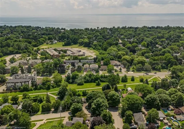 Additional image 28 of 483 Walnut Cres