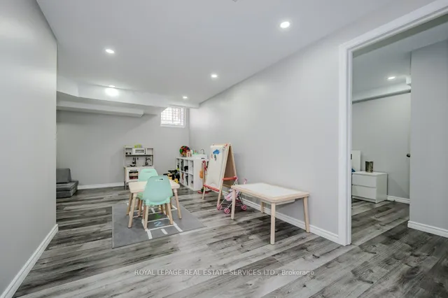 Additional image 30 of 548 Terrace Way