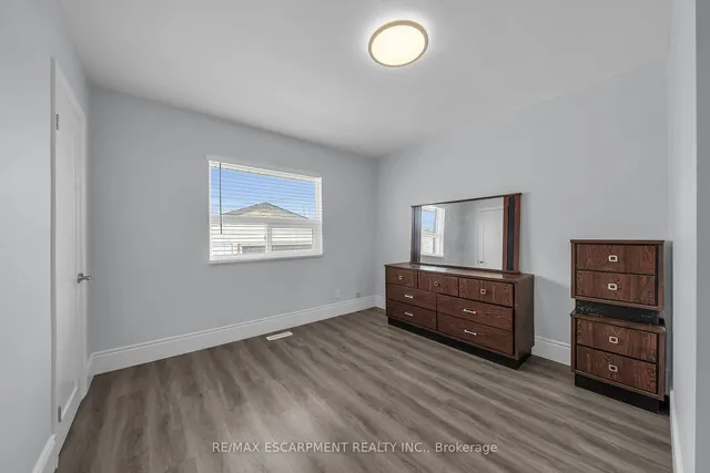 Additional image 19 of 8 SHYNAL Ave