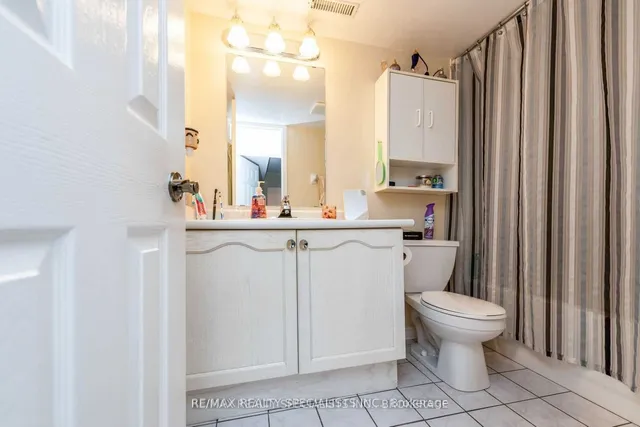 Additional image 15 of 14 Arjay Tr