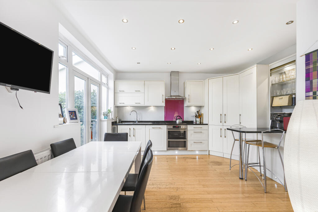 Additional image 12 of Green Lane, St. Albans, Hertfordshire, AL3