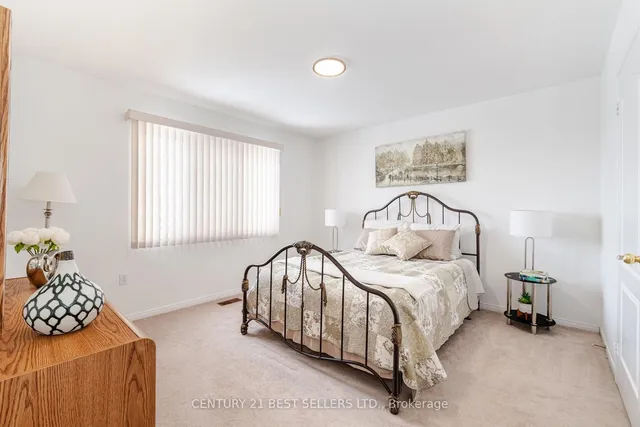 Additional image 22 of 6171 Rowers Cres