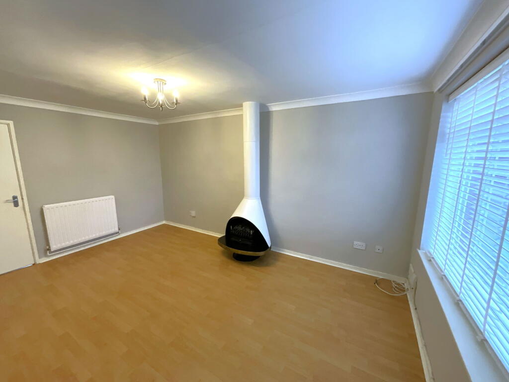 Additional image 9 of HALESOWEN, Chiltern Close