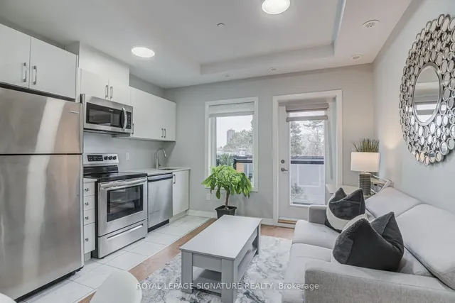 Additional image 8 of 402 The East Mall Unit 213