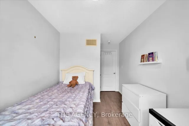 Additional image 39 of 19 Hobart Gdns