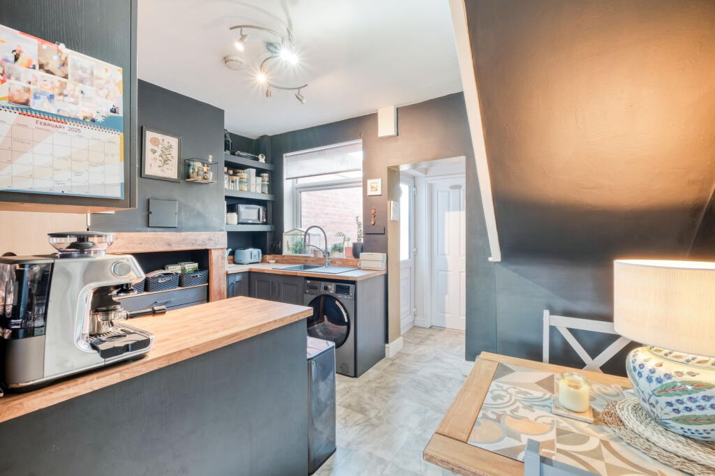 Additional image 5 of Hanbury Road, Stoke Prior, Bromsgrove, B60 4LB