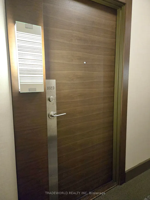 Additional image 15 of 35 Brian Peck Cres Unit 1023