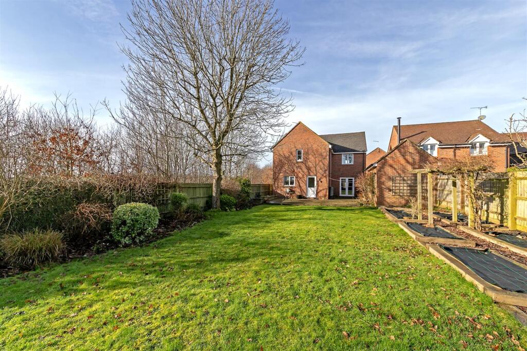 Additional image 39 of Old School Drive, Wheathampstead, St. Albans