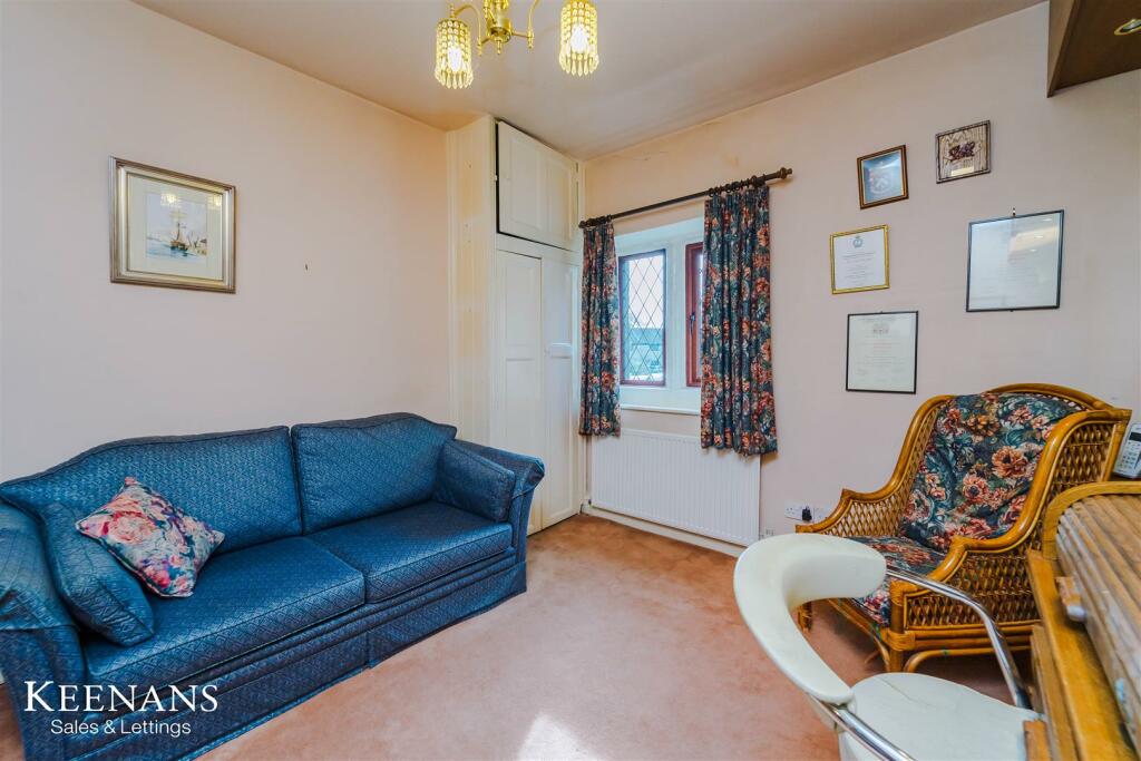 Additional image 34 of Langroyd Road, Colne