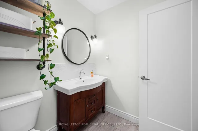 Additional image 29 of 3125 Pinemeadow Dr Unit #9