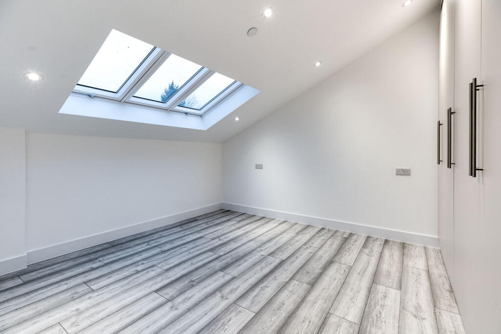 Additional image 14 of The Hill, Wheathampstead, St. Albans, Hertfordshire, AL4