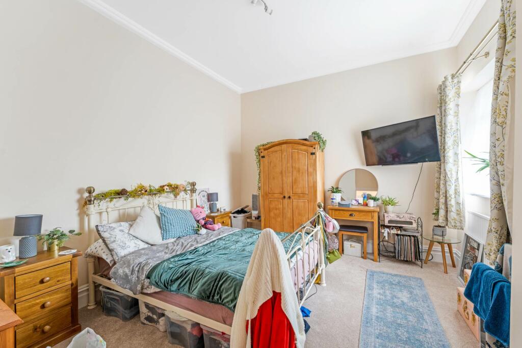 Additional image 24 of Woodland Road, South Ward - Grand Property!