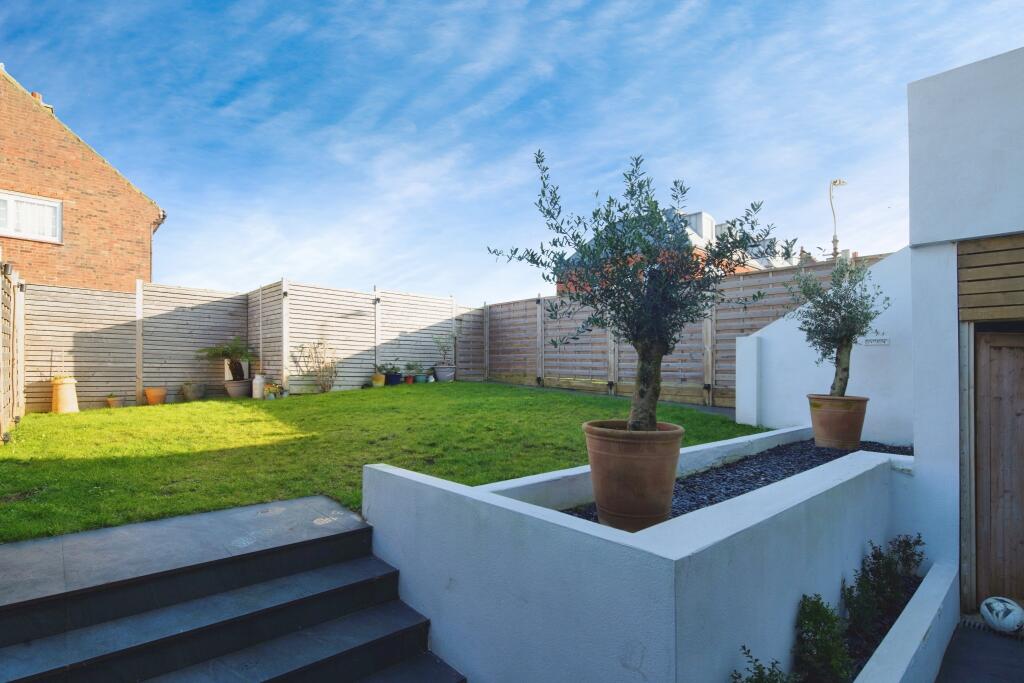 Additional image 4 of Cliff Road, Brighton, BN2