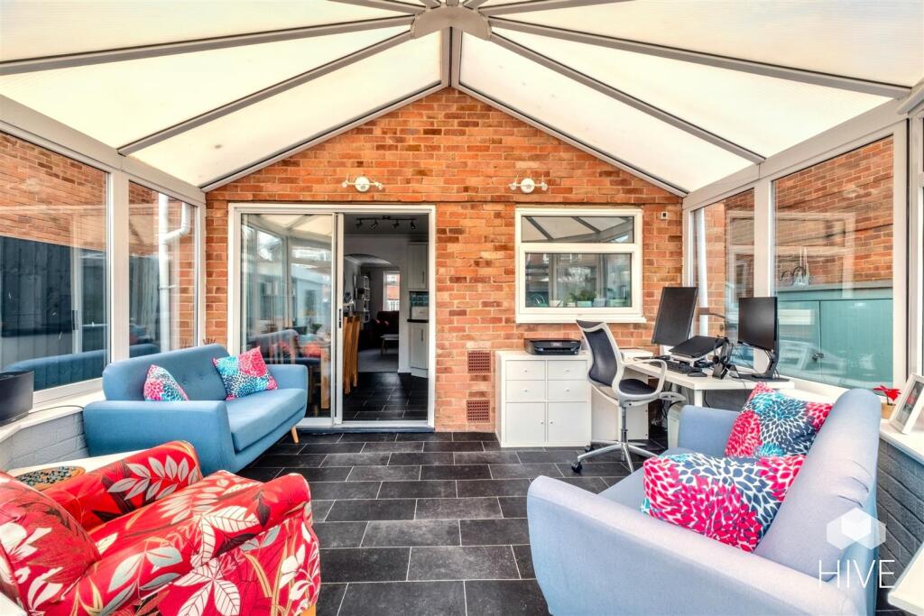 Additional image 20 of Rowbarrow Close, Poole