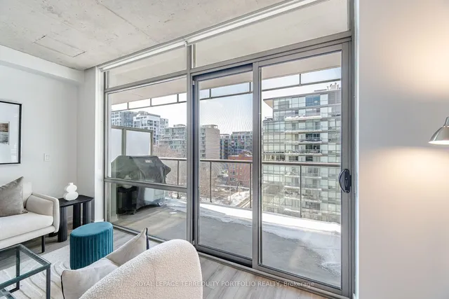 Additional image 31 of 55 Stewart St Unit 823