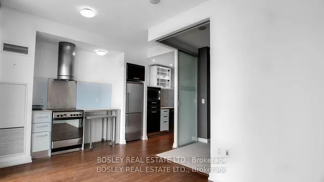 Additional image 11 of 38 Dan Leckie Way Unit 1802